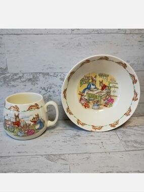BUNNYKINS VINTAGE ROYAL DOULTON ENGLAND ALBION PLATE AND BOWL SET